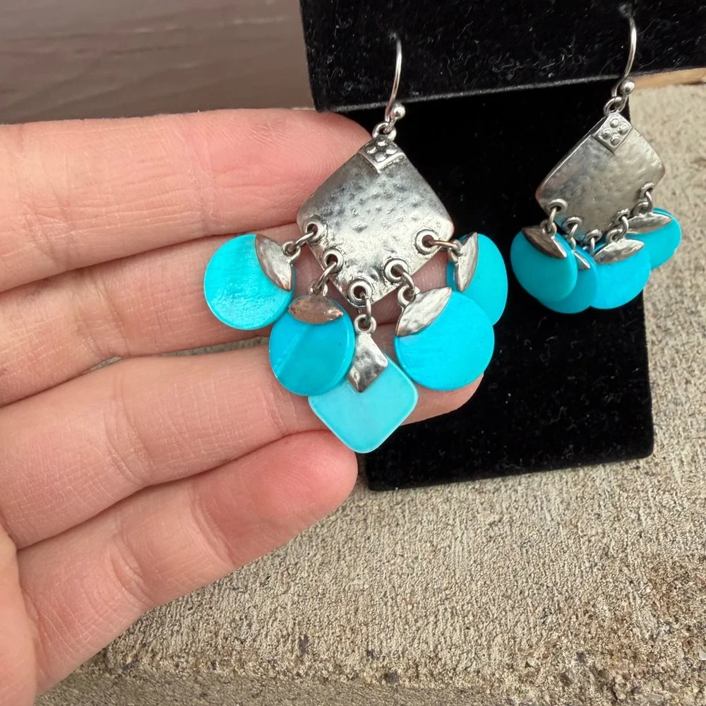 Hammered‎ Silver Blue Shell Disc Chandelier Earrings Boho Statement Dangle